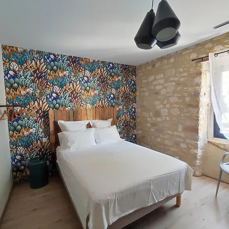 Charmante Maison Provencale Proche D'uzes Vila