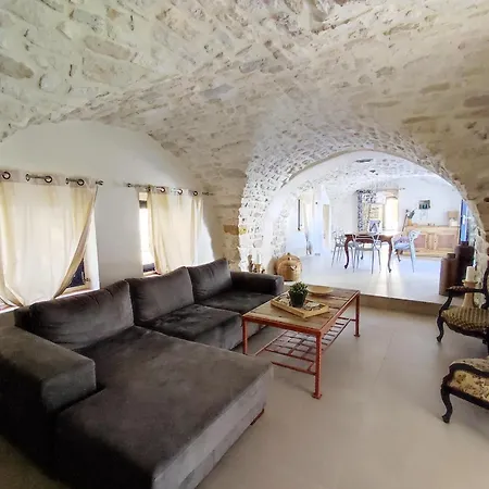Charmante Maison Provençale Proche D'uzès *