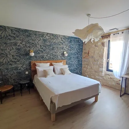 Charmante Maison Provençale Proche D'uzès *