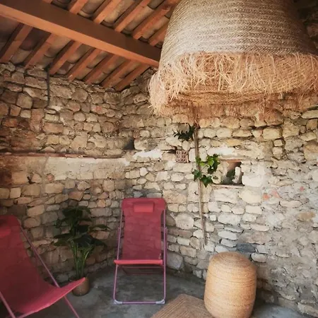 Charmante Maison Provençale Proche D'uzès Villa *