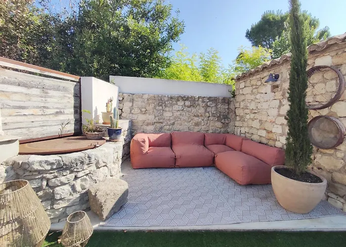 Charmante Maison Provencale Proche D'uzes *